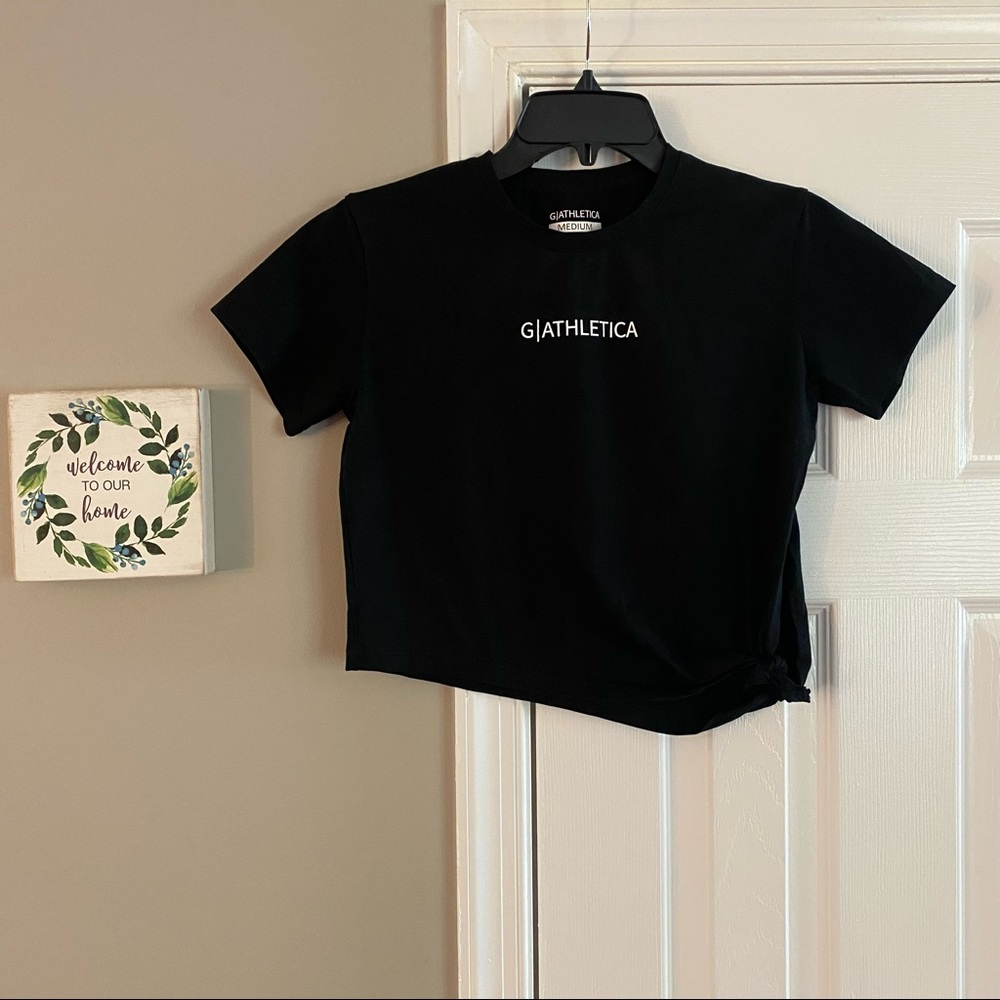 G Athletica Cropped Side Tie Angle Tee Shirt Black White Logo Graphic Top Medium